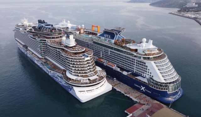 Türkiye limanlarına gelen kruvaziyer yolcu sayısı 10 ayda 2 milyonu aşarak rekor kırdı