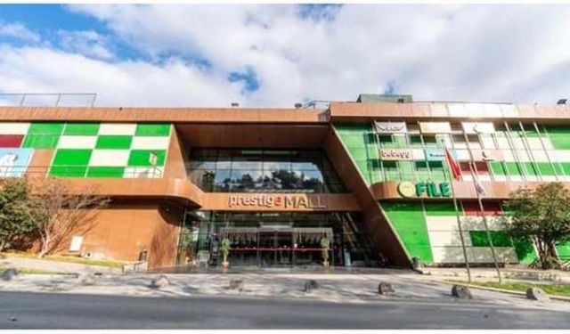 Türkiye'nin ilk lüks konseptli AVM'si yıkılıyor