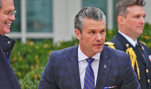 ABD'li Bakandan 'ikinci saldırı' savunması: Odada değildim!