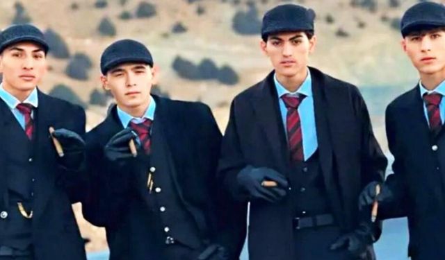 Afganistan'da dört gence Peaky Blinders cezası