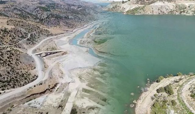 1500 Yıllık Altınlı Köprü Baraj Sularının Altında Kaldı