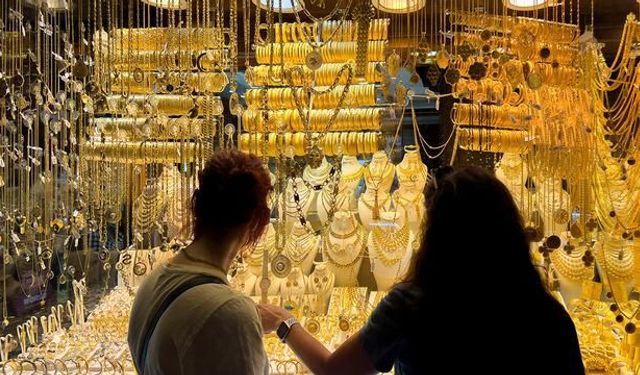 Düğünlerde Çeyrek Altının Yerini Gram Altın ve Nakit Para Aldı