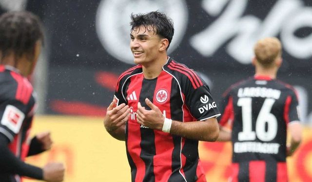 Eintracht Frankfurt'ta Can Uzun'un Geleceği Belirsizliğini Koruyor