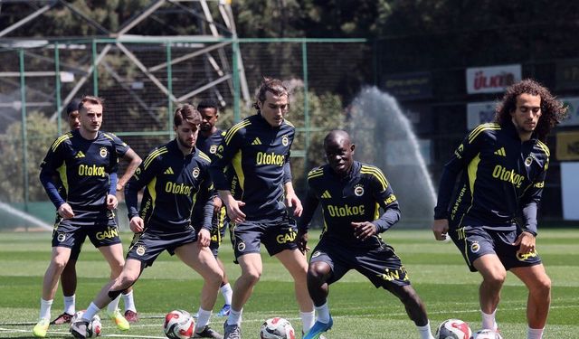 Fenerbahçe, Tümosan Konyaspor Maçı İçin Hazırlıklarını Sürdürdü