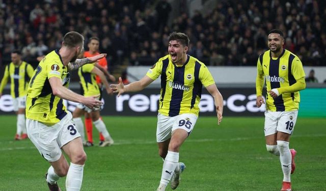 Fenerbahçe'nin Ayrılan Yıldızı Takıma Geri Dönüyor