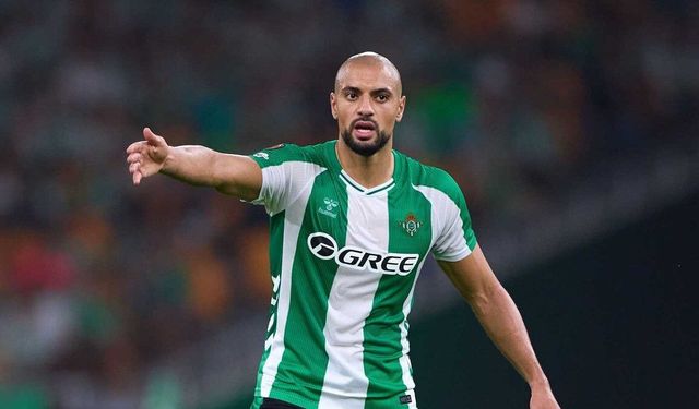 Fenerbahçe'ye Beklenmeyen Gelişme: Eski Futbolcu Takıma Dönüyor