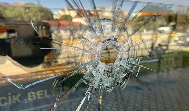 Germencik'te Belediyeye Ait Mağazaya Silahlı Saldırı: Eski Belediye Başkanı Gözaltında