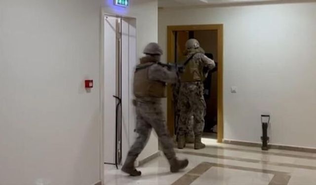 İstanbul'da DEAŞ'a Yönelik Operasyonda 17 Kişi Gözaltına Alındı