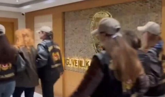 İstanbul'daki Terör Saldırısı Sonrası Polisle Alay Eden Şüpheli Tutuklandı