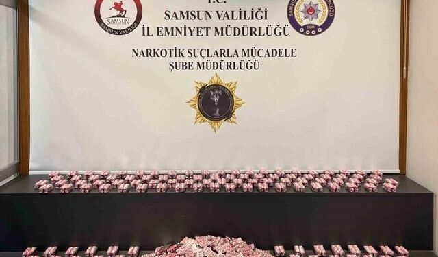 Samsun'da Uyuşturucu Operasyonunda 15 Bin 750 Hap Ele Geçirildi