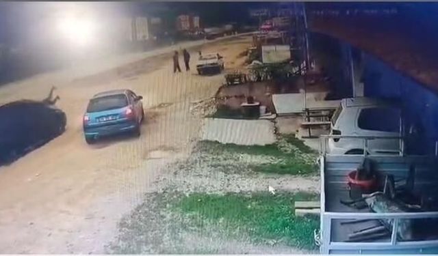 Trafik Kazası Anları Kameraya Yansıdı