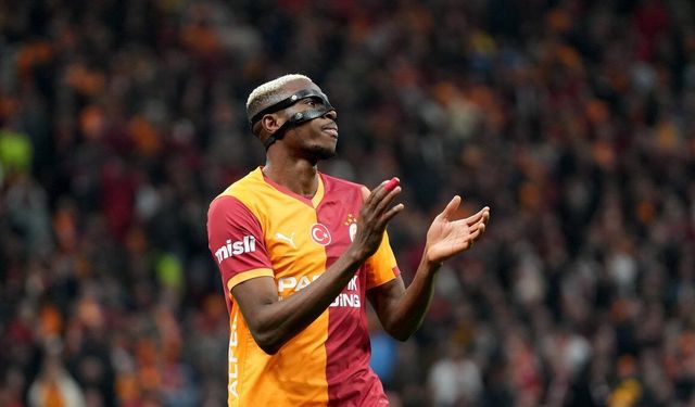 Victor Osimhen'den Okan Buruk'a Önemli Talep