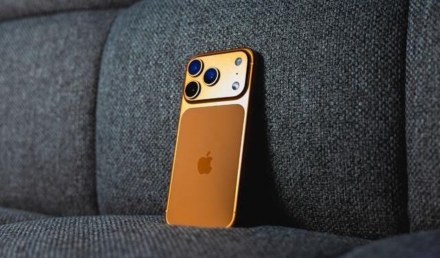 Apple'ın 20. Yıl iPhone'u iPhone 19 Hakkında İlk Detaylar Ortaya Çıktı
