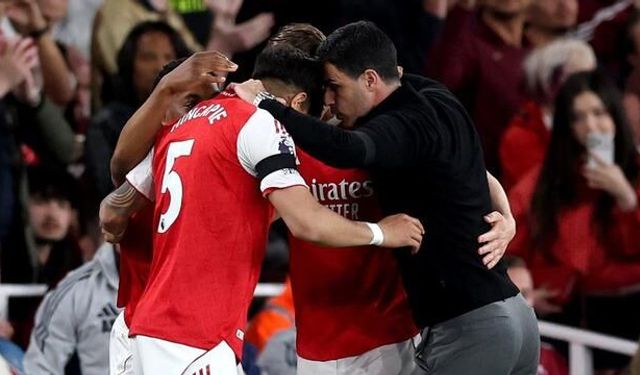 Arsenal, 22 Yıl Sonra Şampiyonluğa Bir Adım Daha Yaklaştı