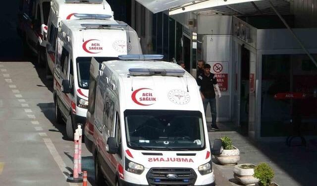 Batman'da İki Grup Arasında Bıçaklı Kavga: 1 Kişi Ağır Yaralandı