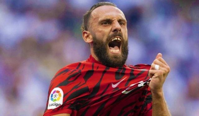 Fenerbahçe ve Galatasaray'ın Transfer Planlarına Engel: Büyük Kulüp Yıldız İçin Hareket Geçti