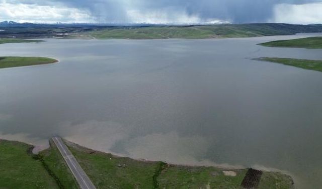 Kars Barajı Doluluk Oranı Tamamlandı, Su Tahliyesi Başladı