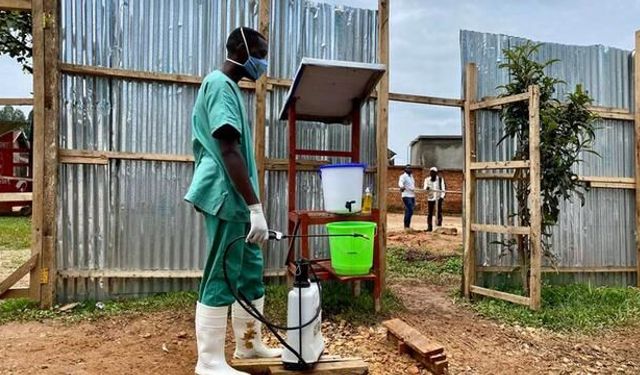 Kongo'da Ebola Salgını Yayılıyor: Can Kaybı 131'e Ulaştı
