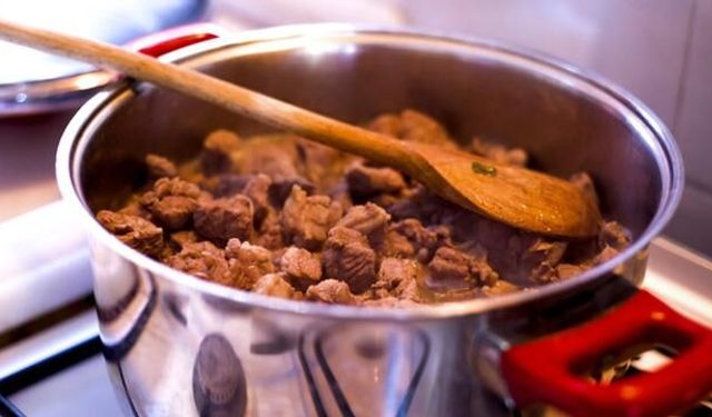 Kurban Eti Tüketiminde Sağlık Uyarısı: Etinizi En Az 1 Gün Dondurun