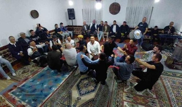 Mudurnu'da Osmanlı'dan Gelen 'Birikme Gecesi' Bayramda Canlandı