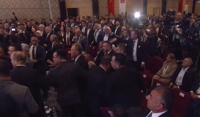TBB Toplantısında İmamoğlu'nun Mektubu Okunurken Gerginlik Yaşandı