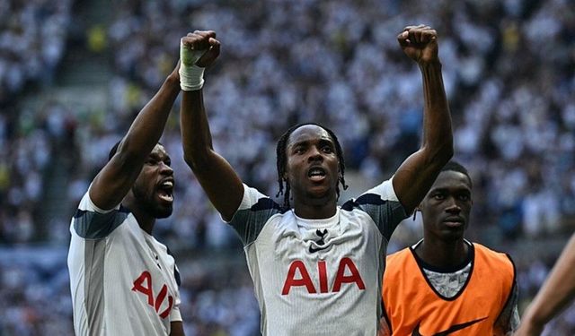 Tottenham, Son Hafta Galibiyetiyle Premier Lig'de Kaldı