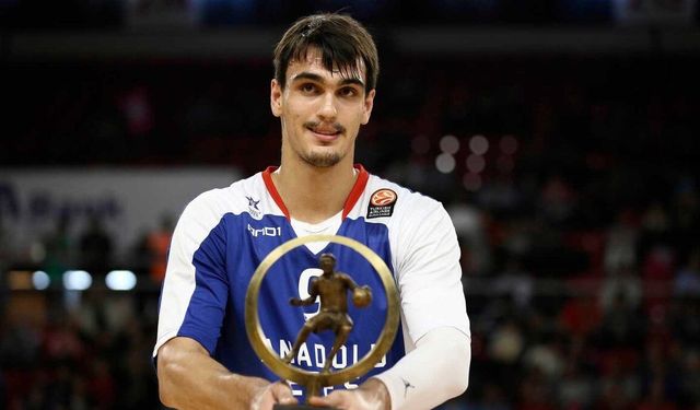 Dario Saric, Anadolu Efes'e Geri Döndü