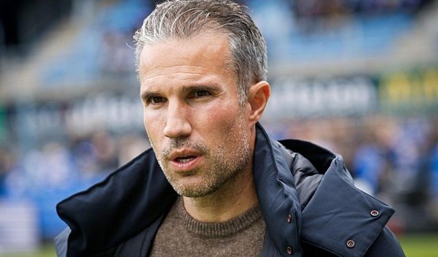 Feyenoord, Teknik Direktör Robin van Persie ile Sözleşmesini Feshetti