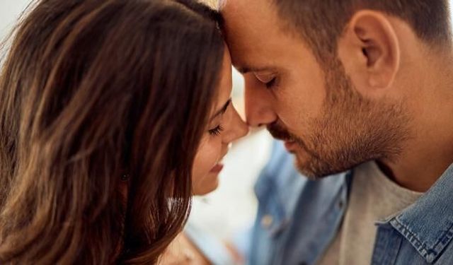 Psikologlar Gerçek Sevginin 5 Önemli İşaretini Açıkladı