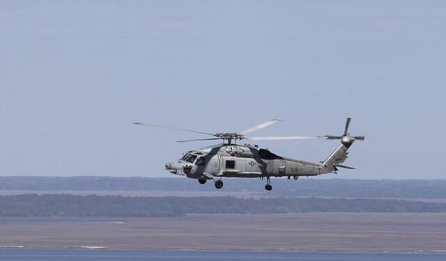 ABD Helikopteri Umman Denizi'nde Acil Su İnişi Yaptı: 1 Kişi Kayıp