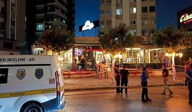 Adana'da Kebapçıya Silahlı Saldırı: 4 Kişi Yaralandı