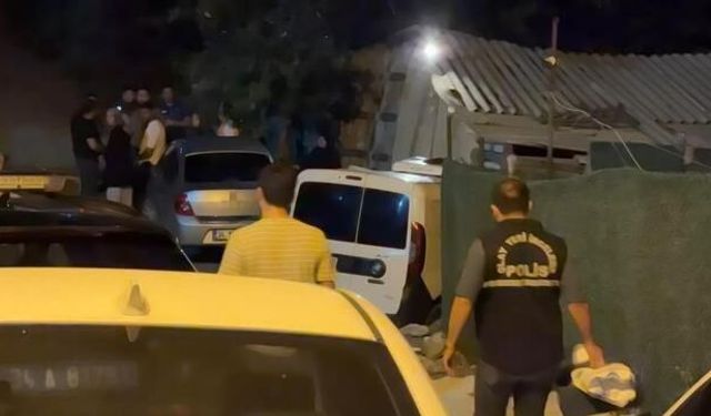 Arnavutköy'de Pompalı Tüfekli Aile Faciası: Eski Eşi ve Oğlunu Öldürüp İntihar Etti
