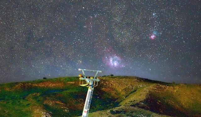 Bitlis'te Uzayın Derinliklerinden Gelen İki Bulutsu Aynı Karede Görüntülendi