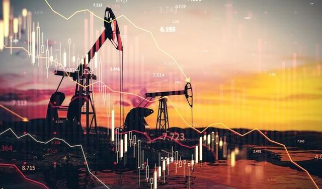 Brent Petrol Fiyatları 1 Ayın Zirvesinde: Hürmüz Boğazı'ndaki Gerilim Etkili