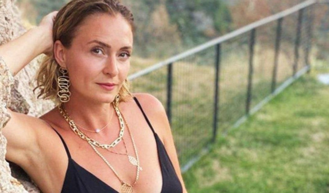 Ceyda Düvenci Beyaz Bikinisiyle Fit Görünümüyle Sosyal Medyada Beğeni Topladı