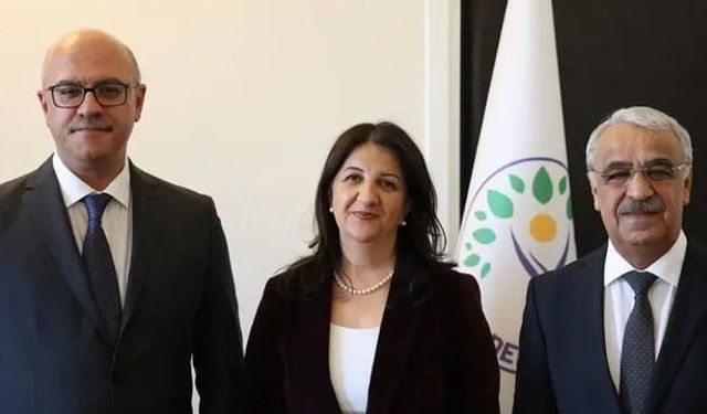 DEM Parti Heyeti İmralı Adası'nda Abdullah Öcalan ile Görüşme Gerçekleştiriyor