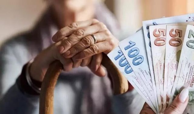 En Düşük Emekli Aylığı 23 Bin 522 TL'ye Yükseldi