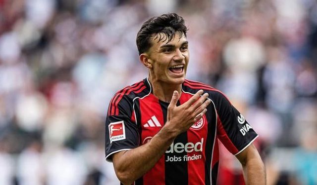 Galatasaray Can Uzun transferinde Eintracht Frankfurt'un 40 milyon Euro talebini esnetmek için yeni teklif sundu