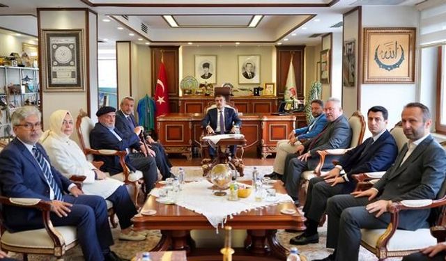 Milli Eğitim Bakanı Yusuf Tekin: Osmanlı ile Cumhuriyet'i Barıştırmak Zorundayız