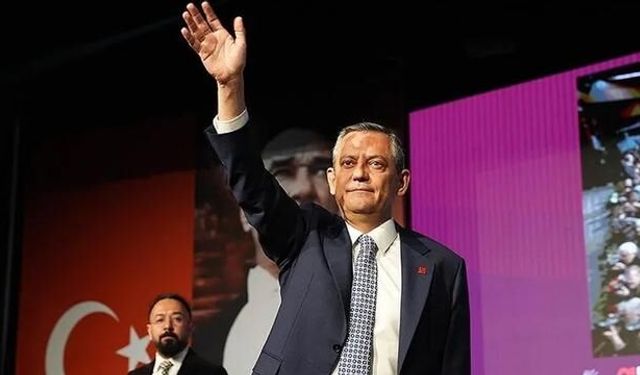 Özgür Özel'in Yeni Parti Planı ve CHP'den İstifa Edecek Milletvekilleri Sayısı