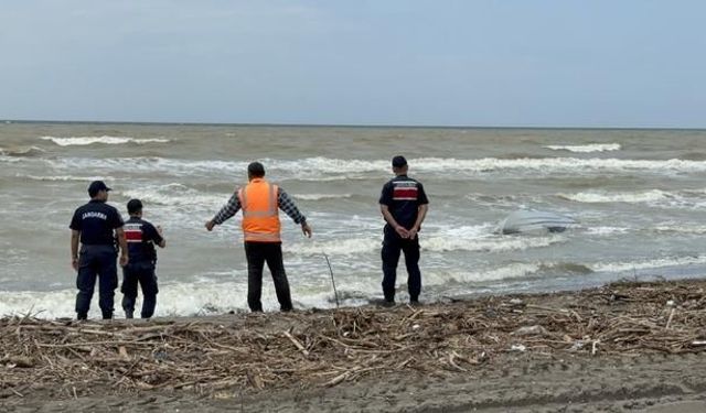 Çarşamba Sahilinde İnsansız Deniz Aracı Bulundu, Ekipler İnceleme Başlattı