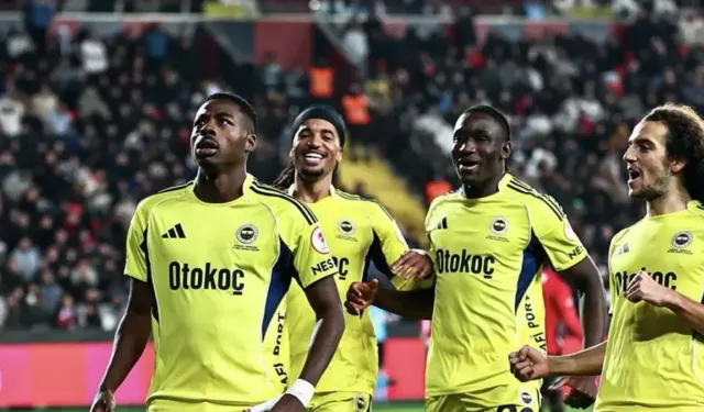 Fenerbahçe'de Devre Arasında Transfer Olan Futbolcunun Sürpriz Ayrılık İhtimali