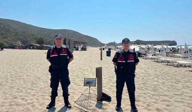 Kaş'ta Caretta Caretta Yuvalama Alanları Jandarma Gözetiminde