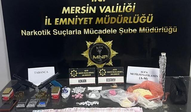 Mersin'de Uyuşturucu Ticareti Yapan 2 Şüpheli Tutuklandı