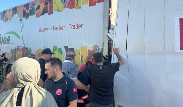 Samsun-Ankara Karayolunda Kamyon Tıra Çarptı: 1 Ölü, 1 Yaralı