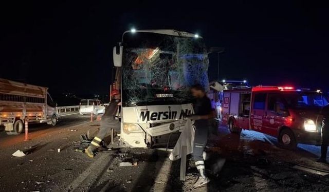 Şanlıurfa Siverek'te Yolcu Otobüsleri Çarpıştı: 13 Kişi Yaralandı