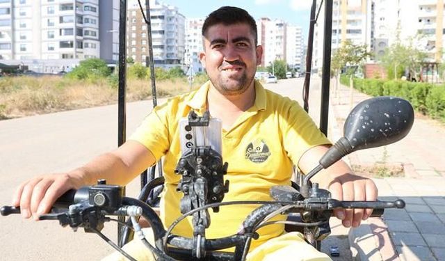 Adana'da Seyyar Dondurmacı Güneş Paneliyle Yakıt Masrafını Kaldırdı