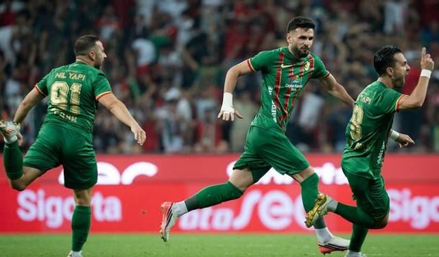 Amedspor Süper Lig'de Beşiktaş'ı 3-2 Yenerek Liderliğe Yükseldi