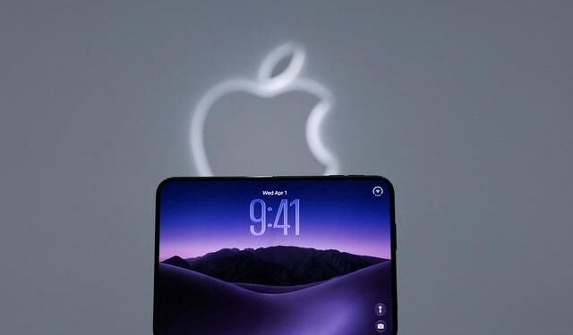 Apple katlanabilir iPhone modellerini çeşitlendirmeyi planlıyor