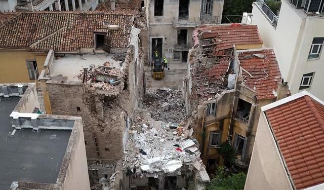 Atina'daki patlamada hayatını kaybedenlerin sayısı 6'ya çıktı